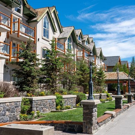 The Rundlestone Lodge Banff Exterior foto